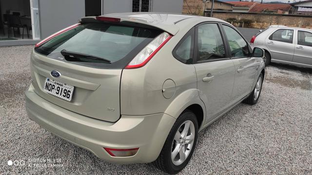 Focus GLX 2.0 2010 - Foto 4