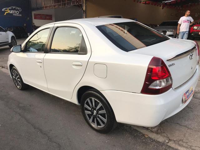 ETIOS 2015/2015 1.5 PLATINUM SEDAN 16V FLEX 4P MANUAL - Foto 3