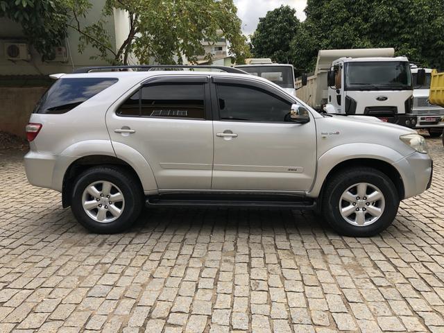 Toyota Hilux SW4 7 lugares 2010 - Foto 3
