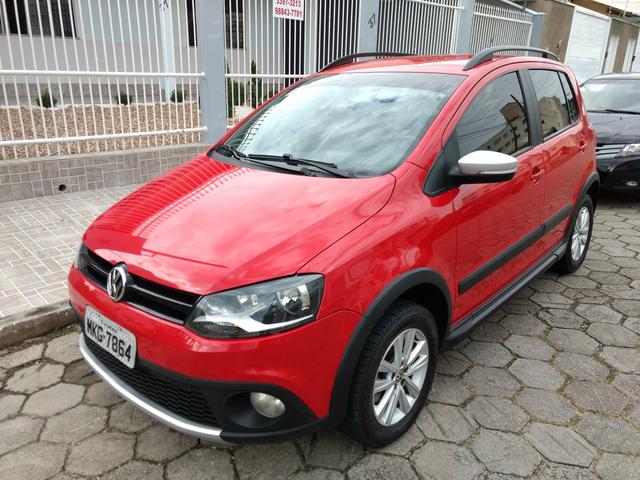 Volkswagen crossfox 1.6 2014 impecável