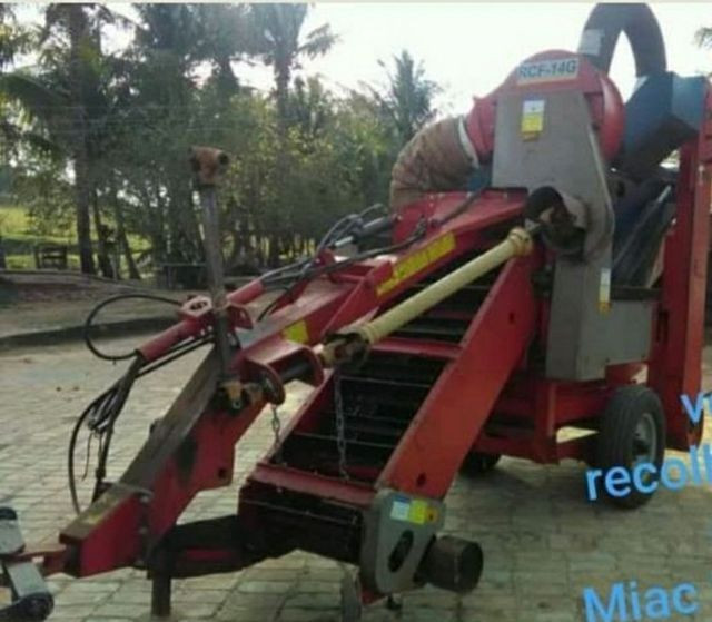 Recolhedora e varredor Miac e Derriçadeira de café VN - Foto 2