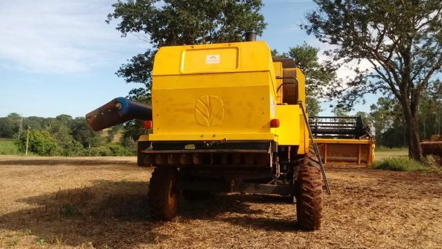 New Holland TC 5090 2009 - Foto 5