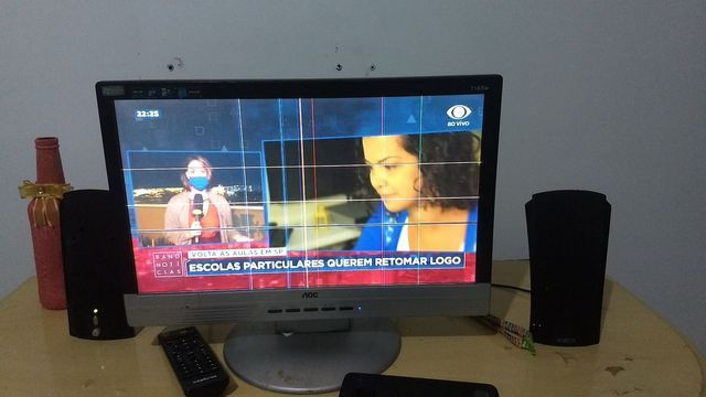 Tv/Monitor 17 polegadas lcd + receptor Intelbras+ caixinhas de som+ conversor
