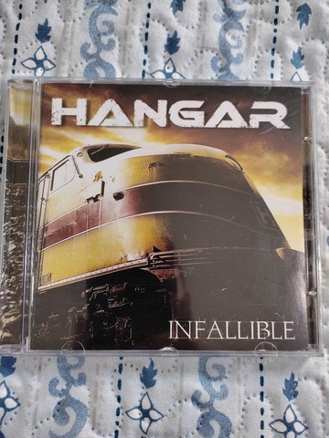 Cd banda HANGAR ( Aquiles Priester ) 