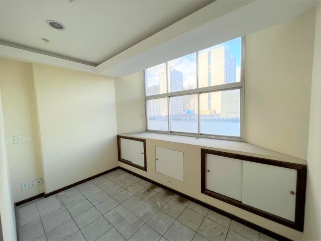 Investimento! Vendo Sala Comercial no Centro com 42m² e reformada - R$ 120.000,00 - Foto 4