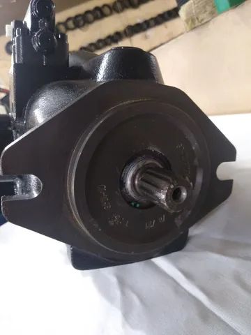 Bomba Hidráulica Nova Original BobCat E42 - Foto 4