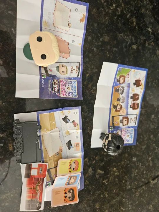 3 Funkos Kinder Joy - Foto 2