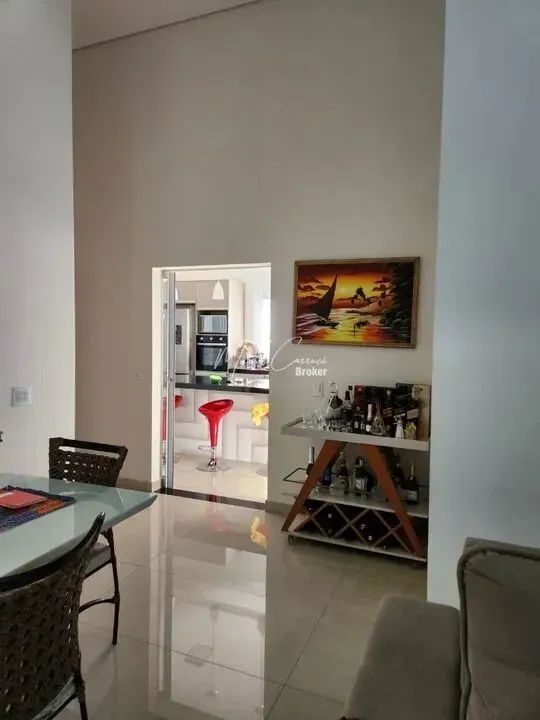 Belíssima casa à venda com 3 quartos, sendo 1 suíte com hidromassagem e closet, área Gourm - Foto 4