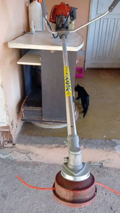 Roçadeira husqvama 143 R l l  - Foto 2