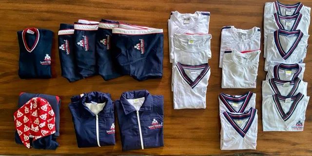 Uniforme colégio Saint helena - Tamanhos 14, 12, P e PP .