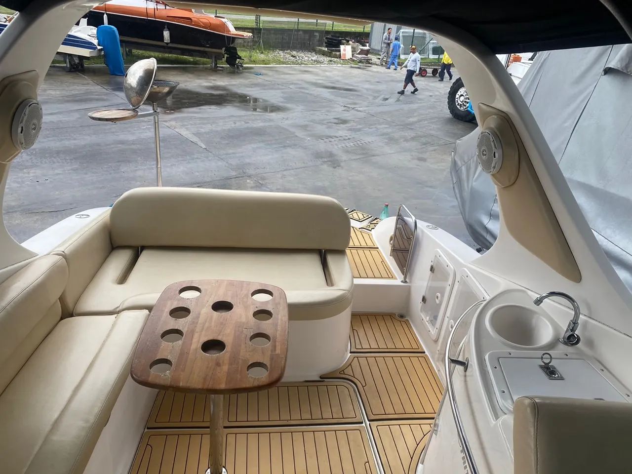 Lancha triton 27,5 conjunto 2014/motor Mercury qsd220 diesel - Foto 8