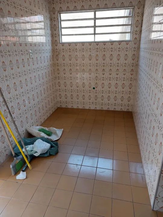 Casa para aluguel possui 118 m², com 3 dormitórios, sendo 1 suíte no Jardim Maringá - Foto 15