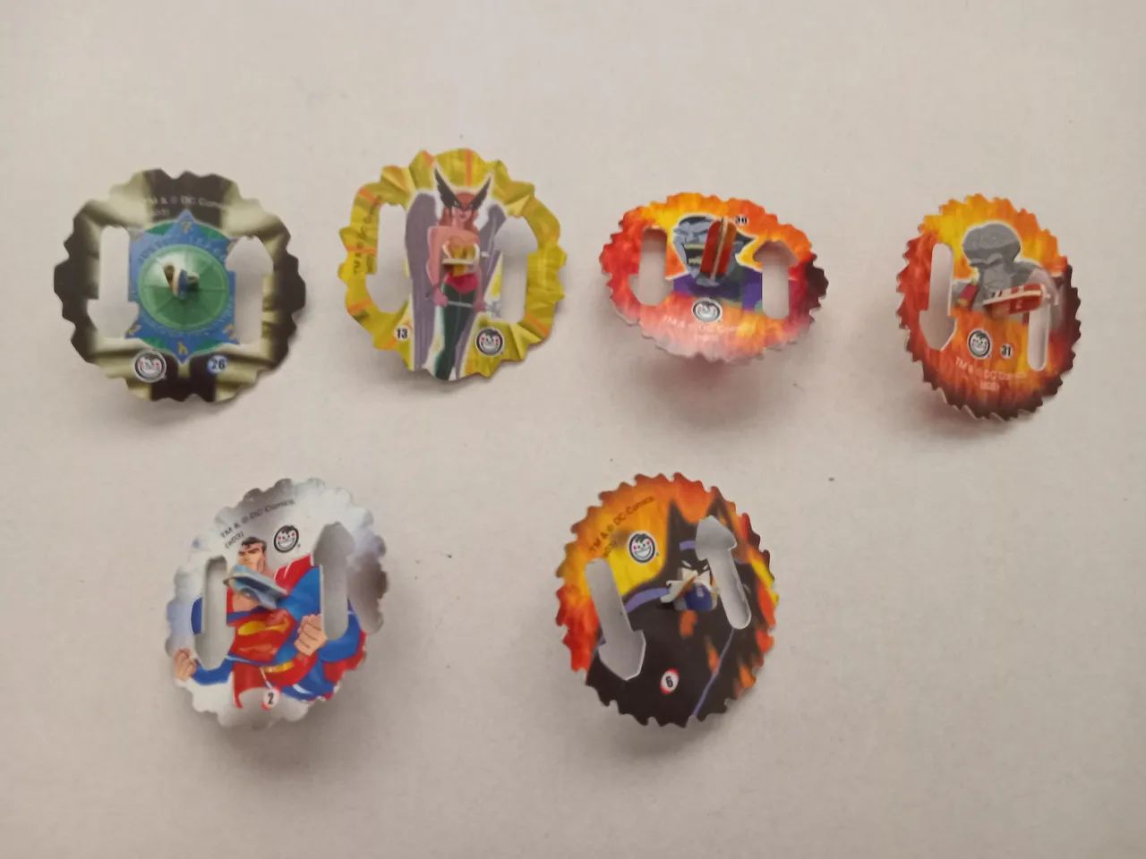 Lote Tazzos elma chips , super heróis- 6 peças