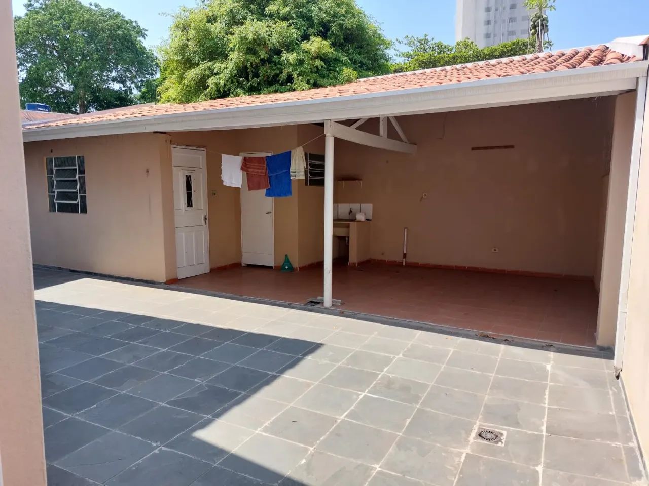 Casa para aluguel possui 118 m², com 3 dormitórios, sendo 1 suíte no Jardim Maringá - Foto 13