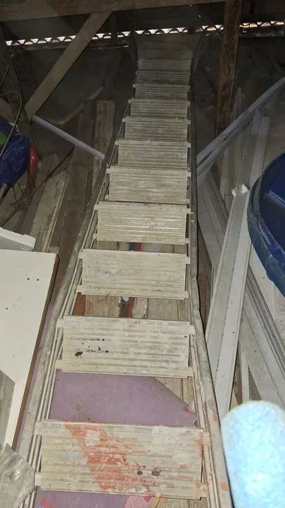 Escada de Alumínio Usada