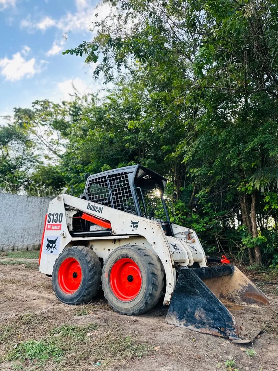 Bobcat S130 - Máquina de construção - Foto 4