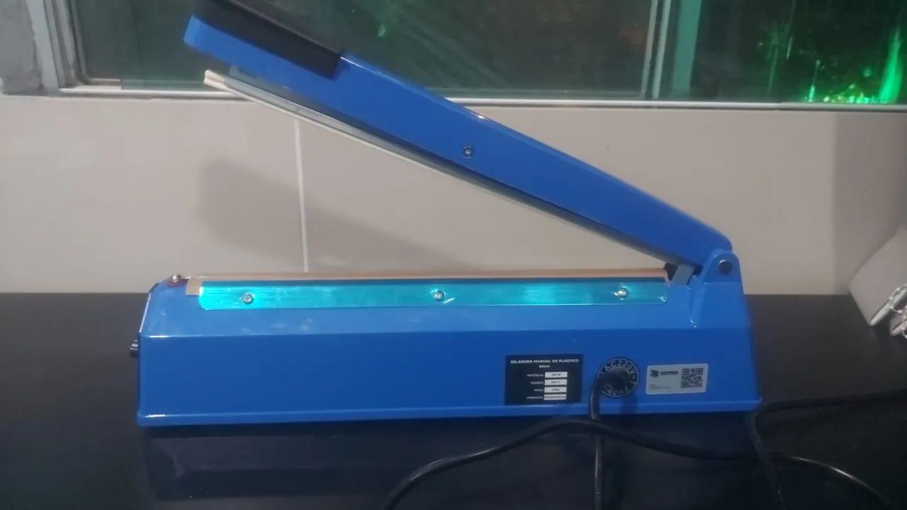 Seladora Manual de Plástico 30 cm