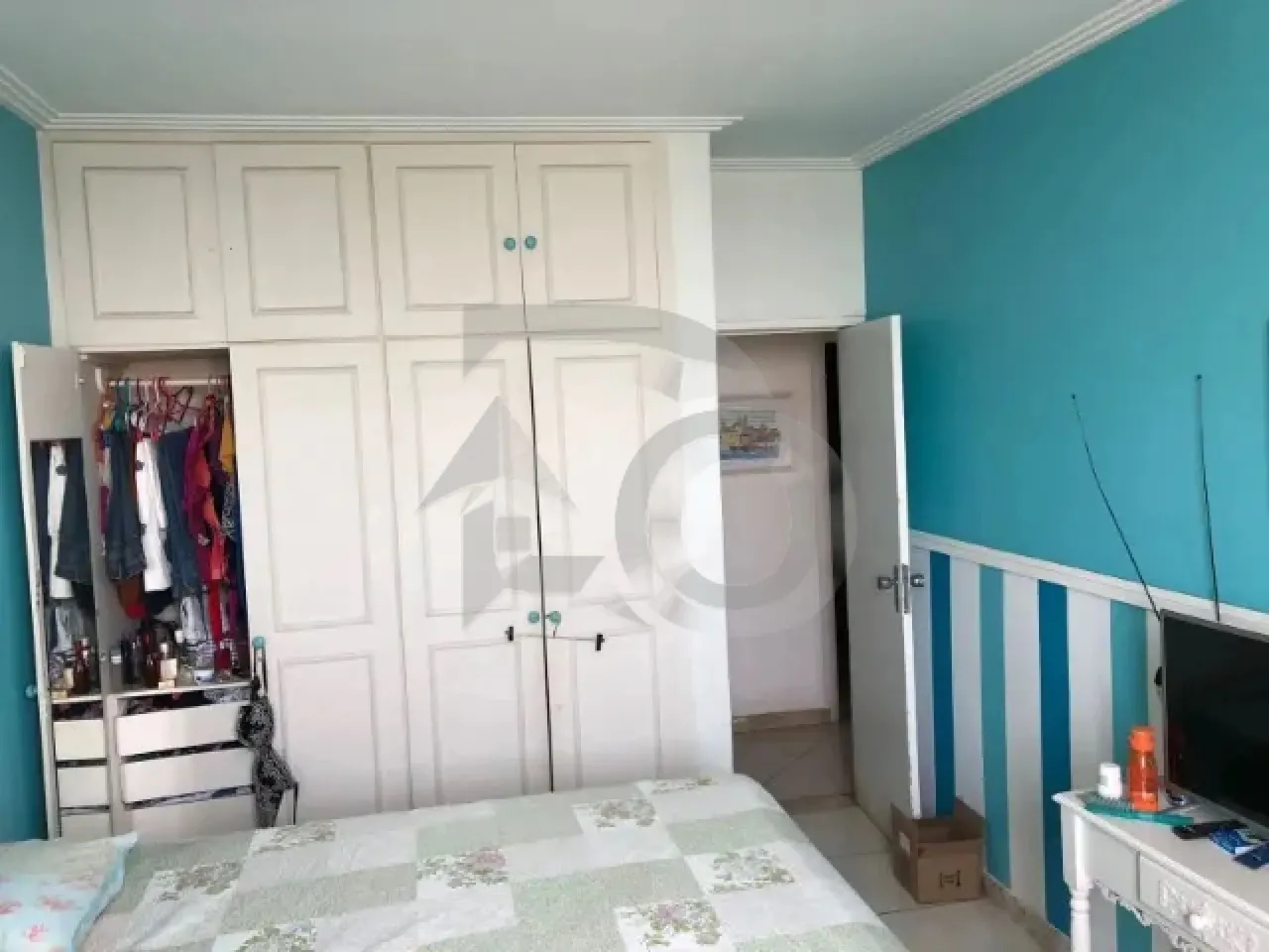 Apartamento no Edifício Olímpio Campos com 3 Quartos, Varanda, DPE, Despensa e Mais