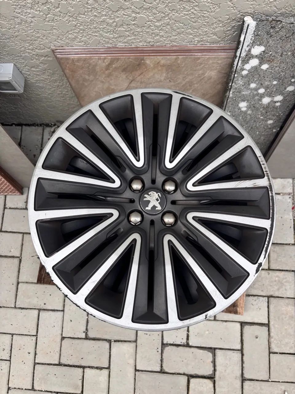 Calota Original Peugeot 2008 Usada