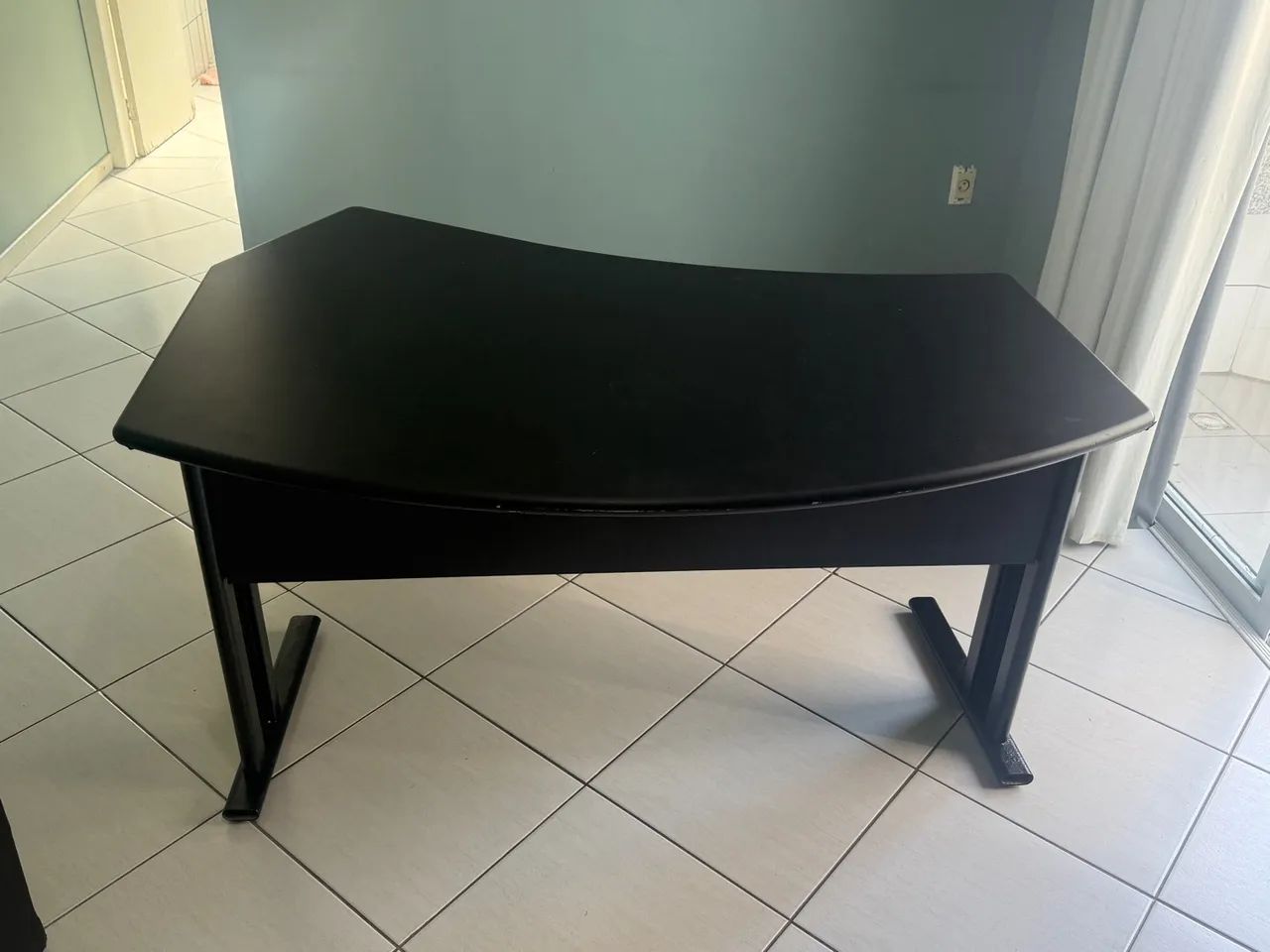 Black Desk64168518354433121