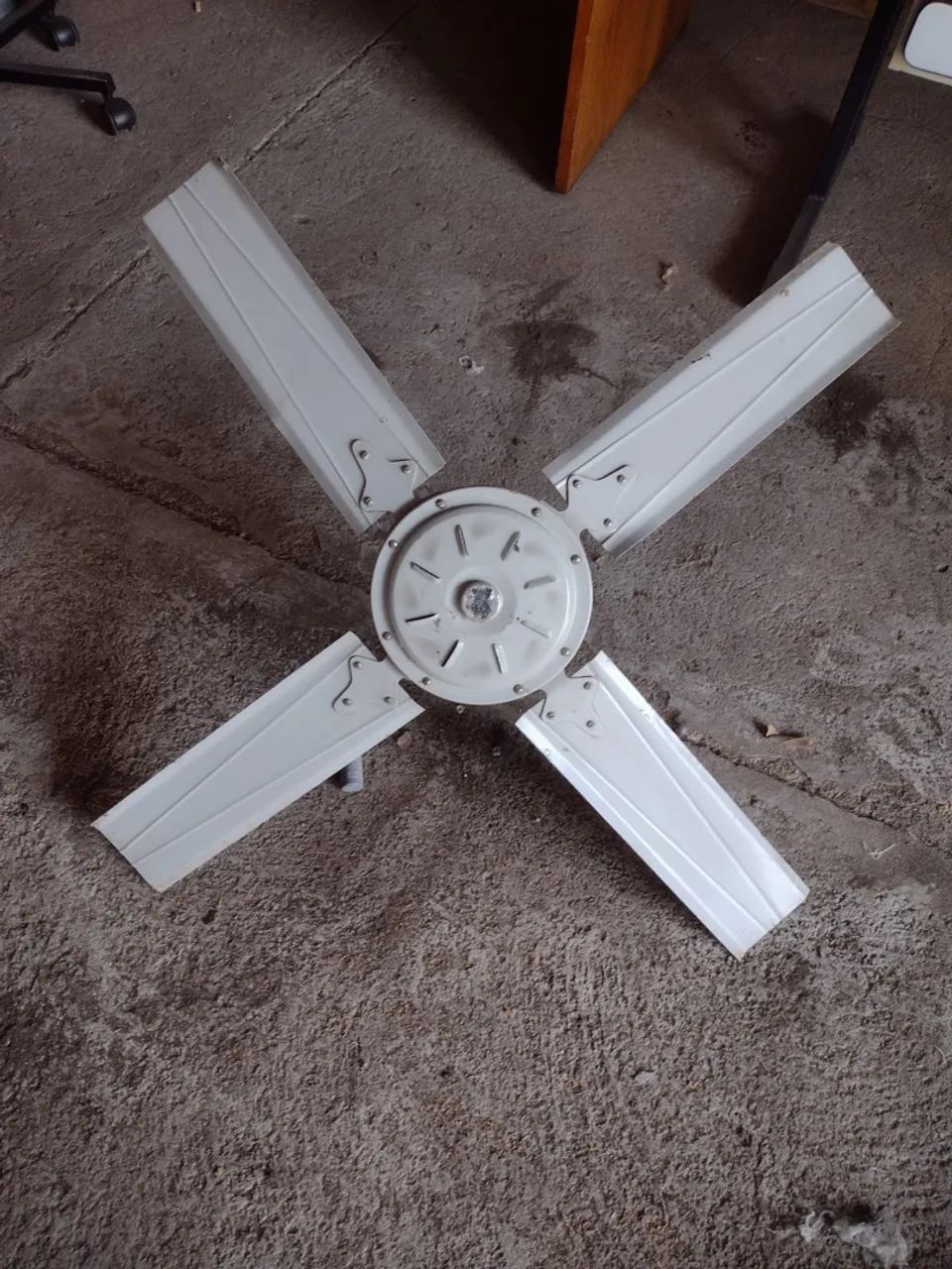 Ventilador de Teto Usado - Foto 2