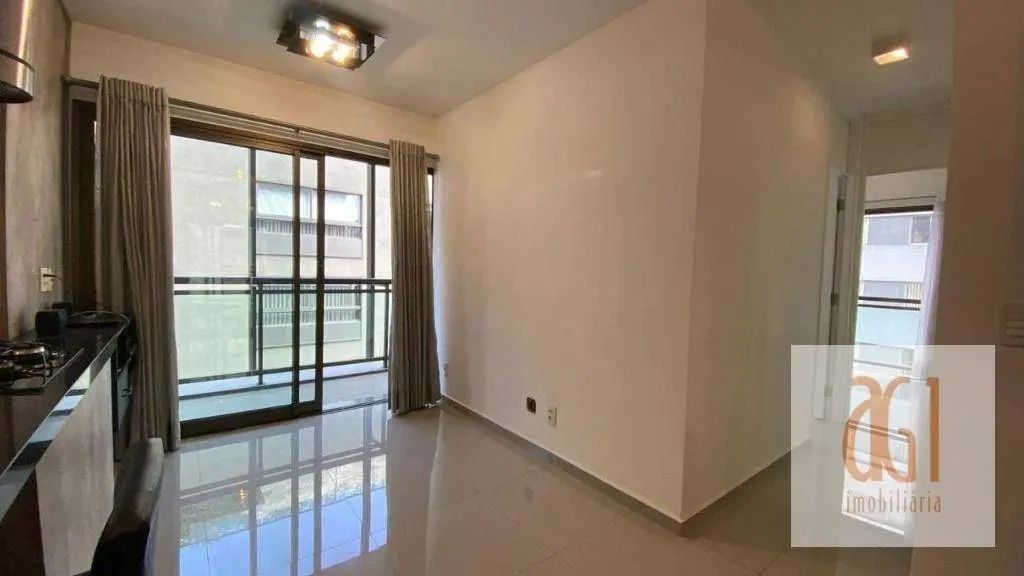 Apartamento mobiliado com 2 dormitórios, sendo 1 suíte, para alugar, 57 m² por R$ 4800 mês - Foto 2