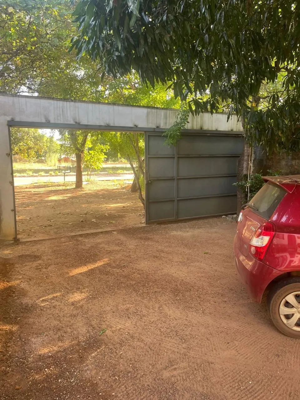 Kitnet 305 sul com garagem( próximo a antiga pista do aeroporto)