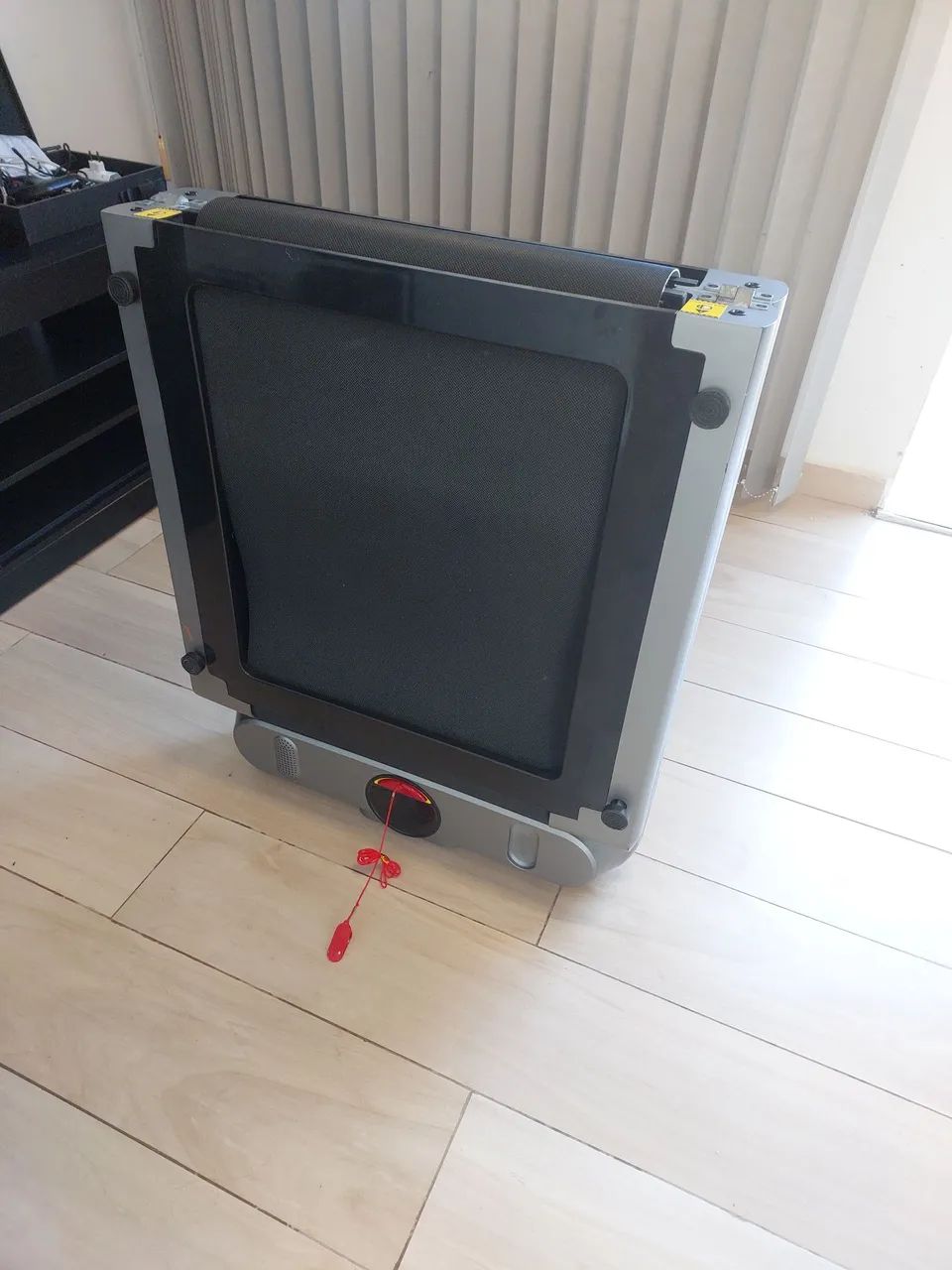 Esteira Elétrica Dobrável !muito compacta de 3.900 por 1990,00 - Foto 5