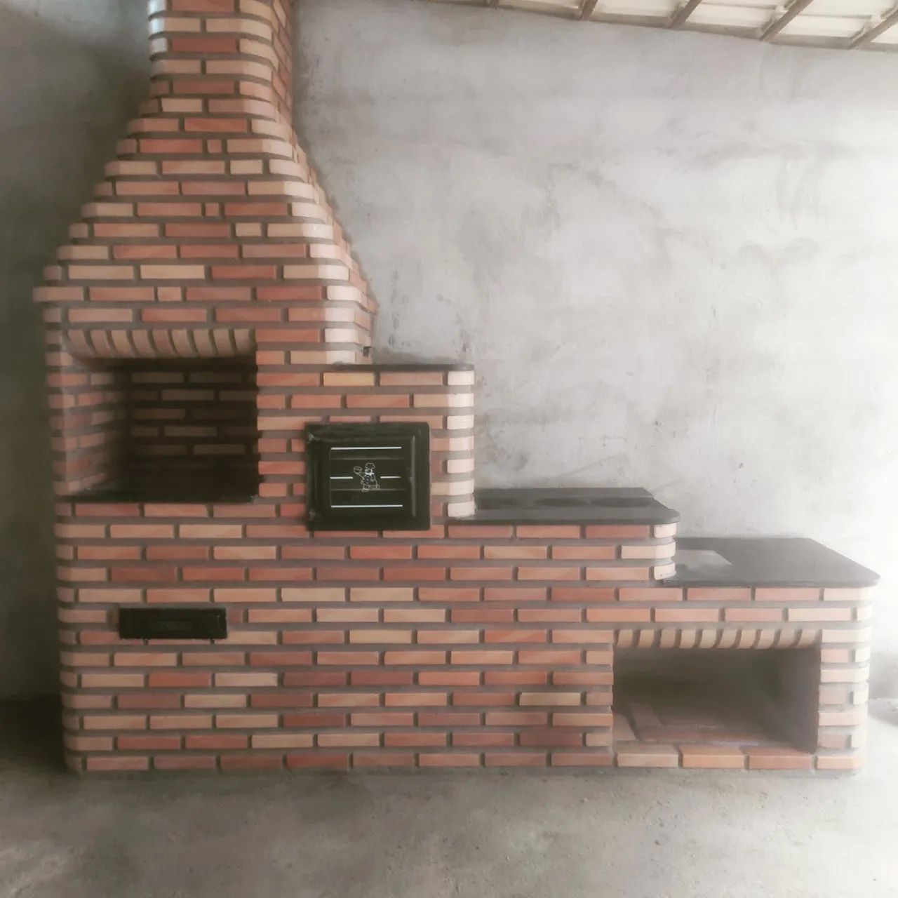 Fogão a lenha e churrasqueira de tijolinho  - Foto 5