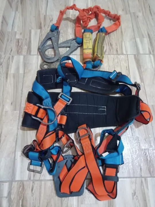Cinto de segurança para trabalho em altura