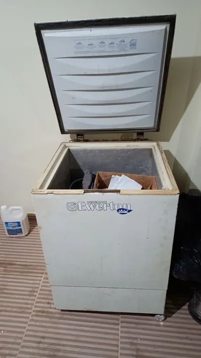 Vende-se carcaça de  freezer - Foto 3