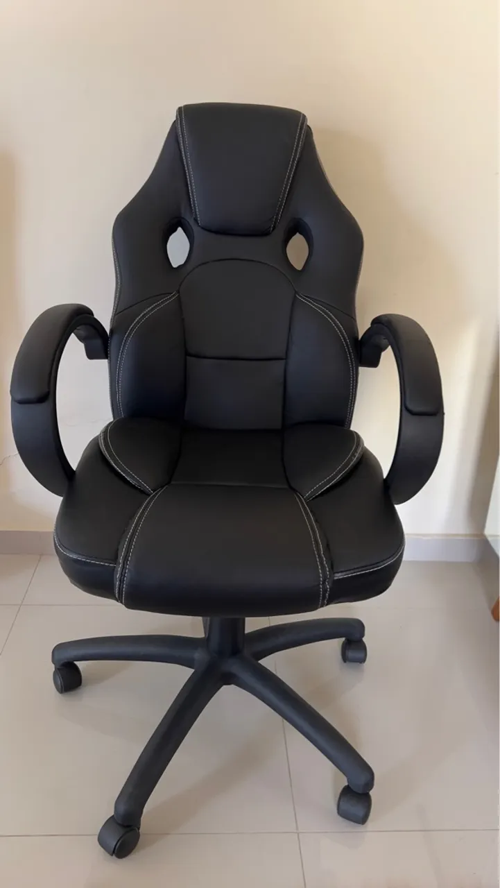 Cadeira Gamer Ergonômica Preta com Rodas