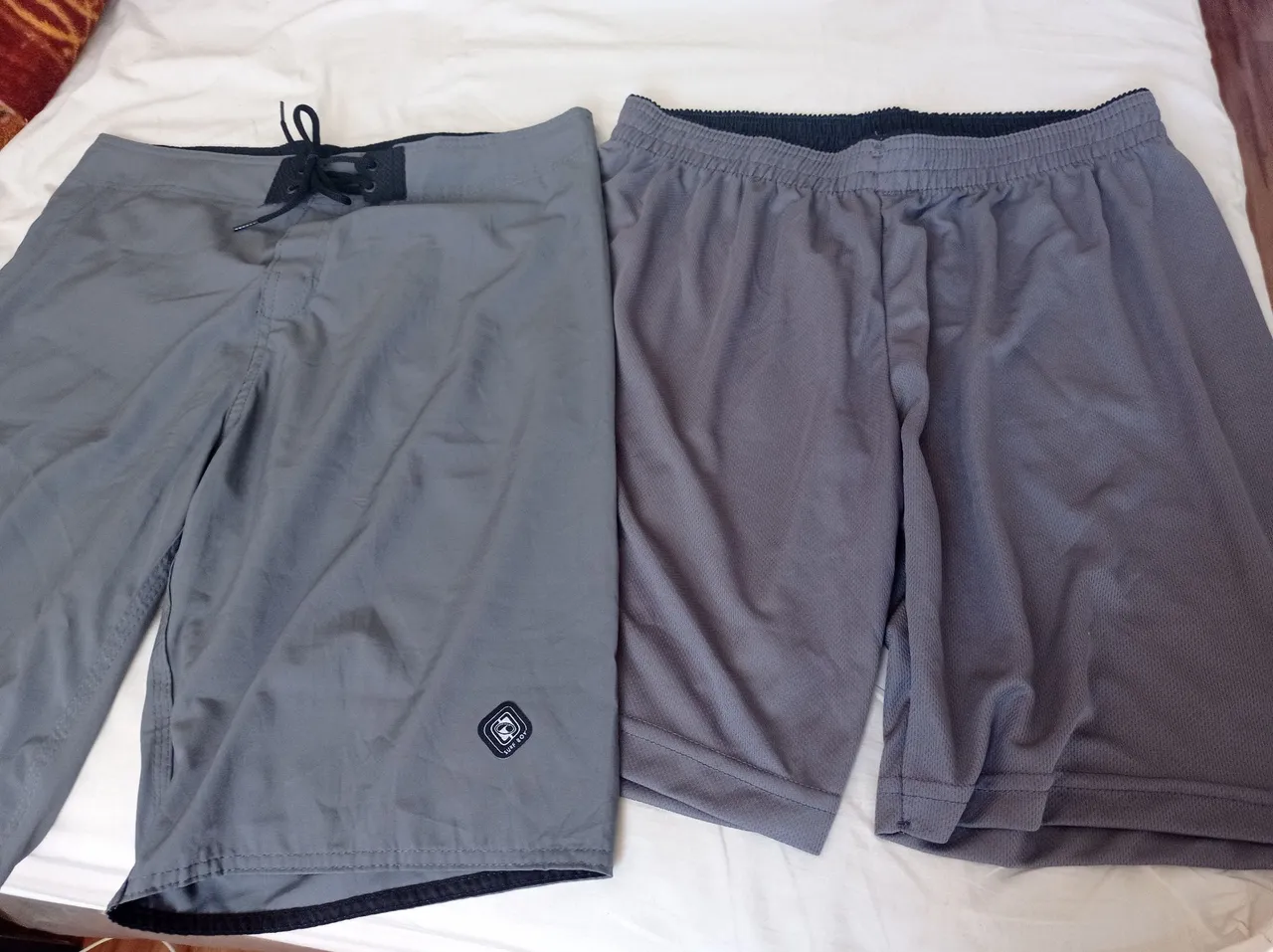 Duas bermudas