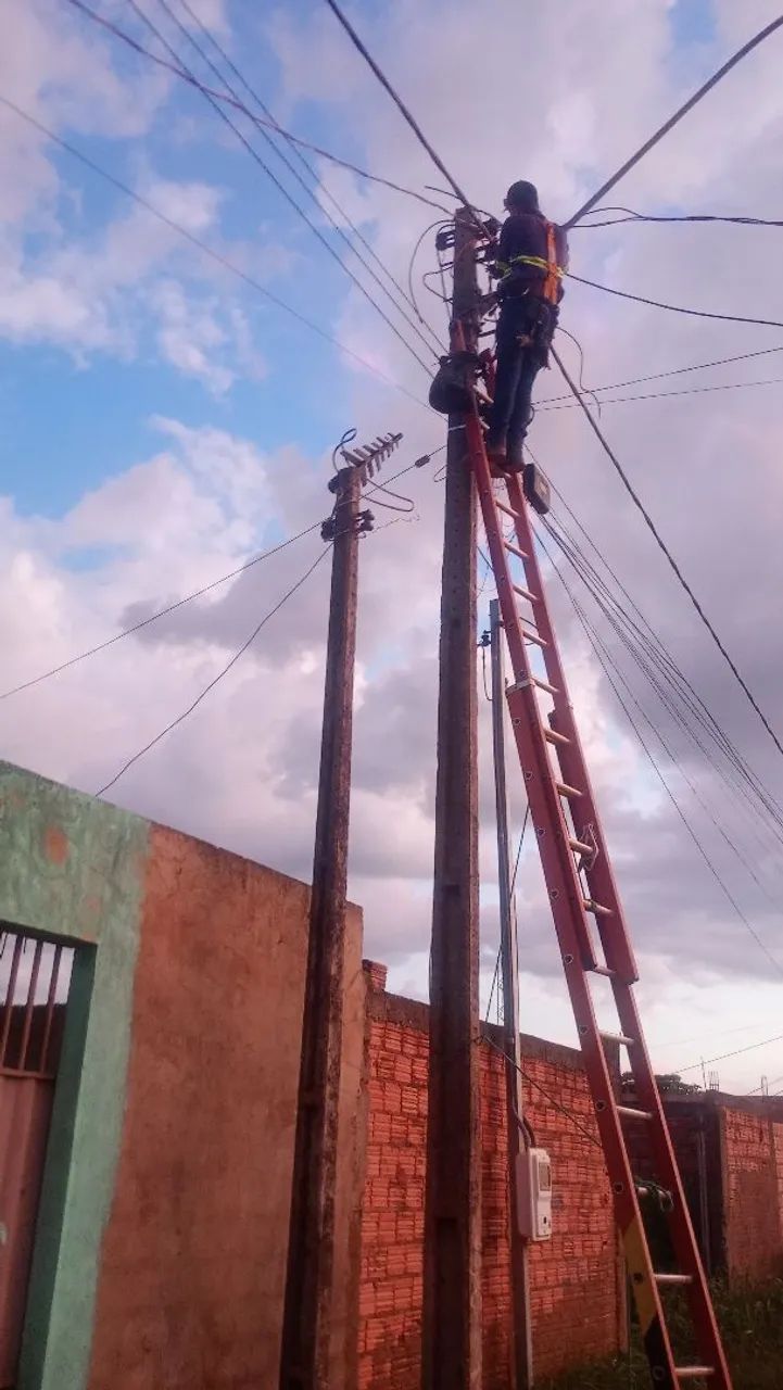 Eletricista 24hrs***
