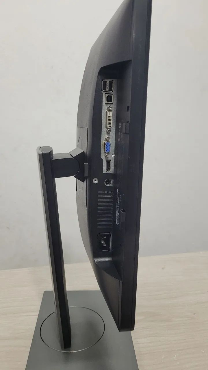Monitor Dell 19" USB / VGA / DisplayPort (DP) / DVI - Foto 5