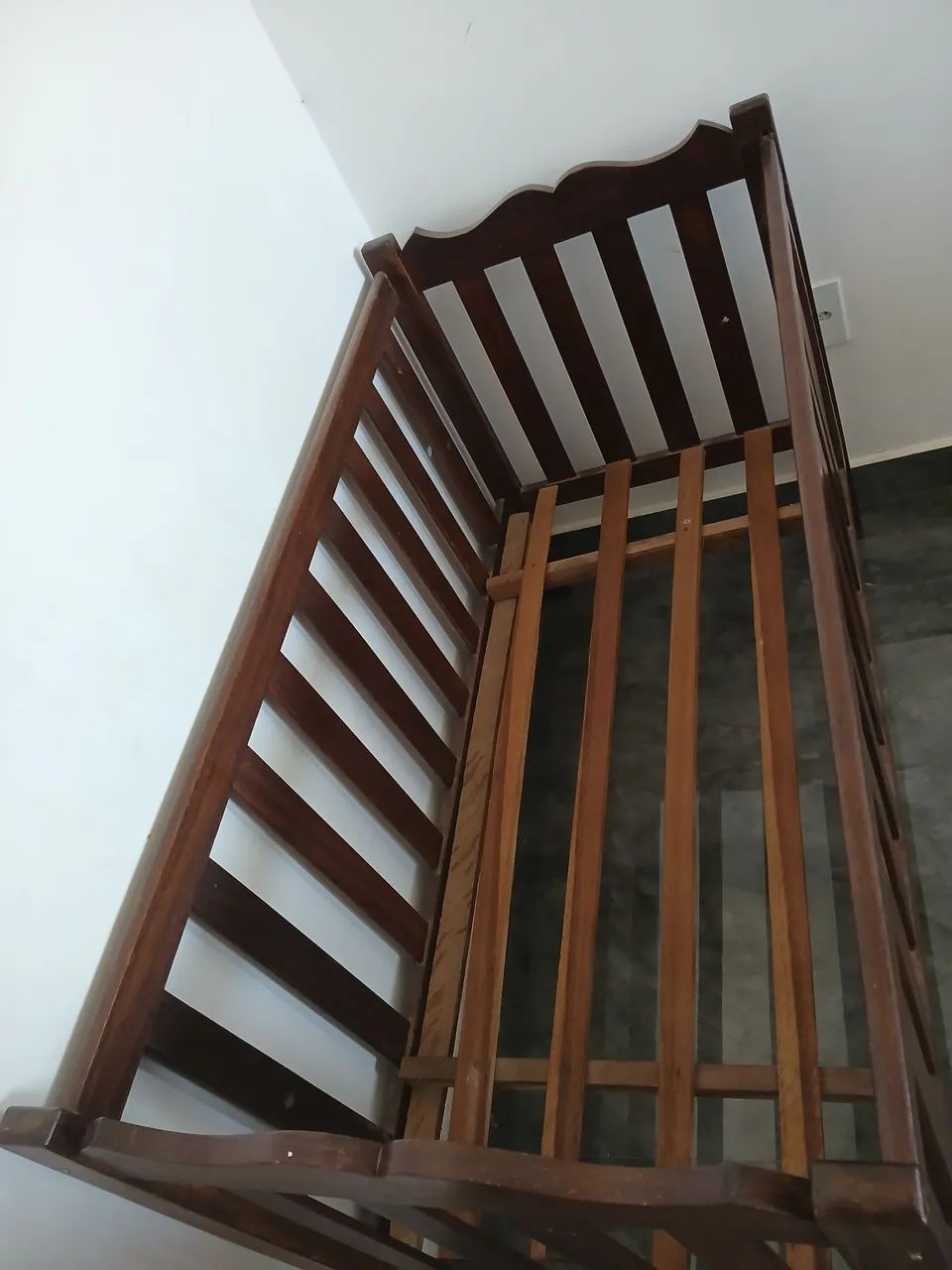 Berço de madeira maciça - Foto 2