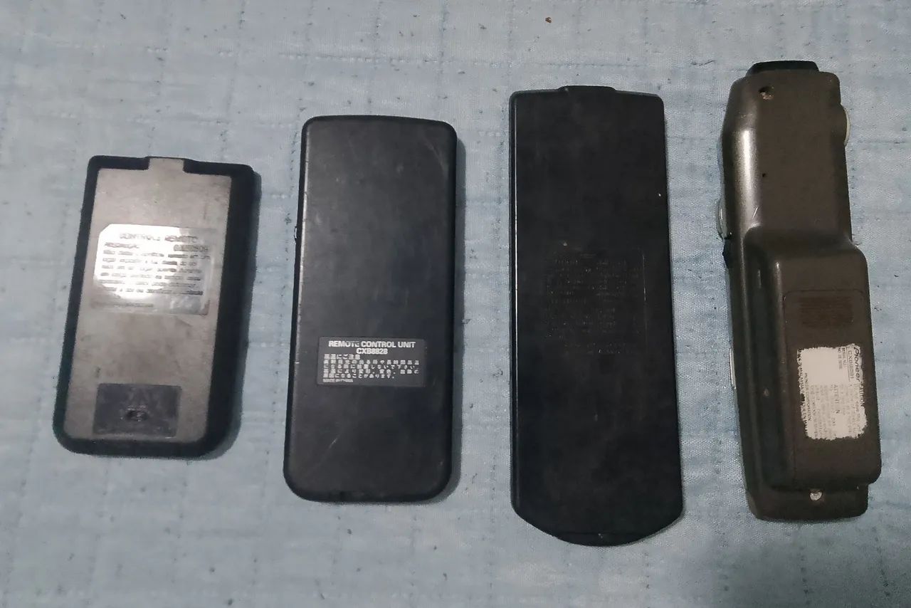 Vendo coleção de Controles remotos de Pioneer  - Foto 2