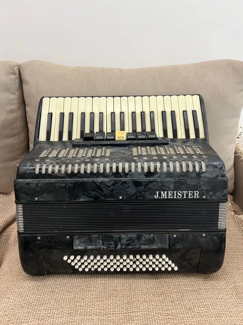 Acordeon J. Meister