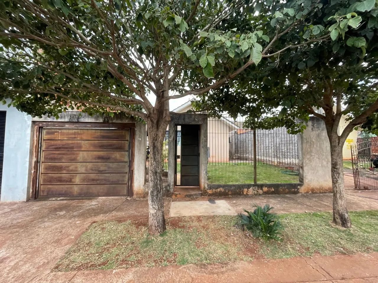 Foto - Maringá - Conjunto Residencial Pioneiro José Israel Factori (Floriano)