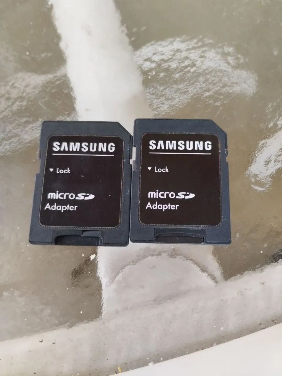 SanDisk MicroSD Card Adapter64330132351363122