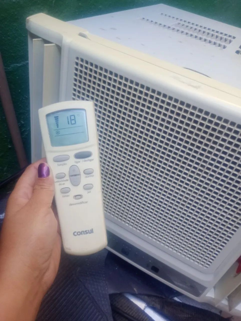 Ar condicionado Consul digital 10 mil BTUs valor 1.000 reais 