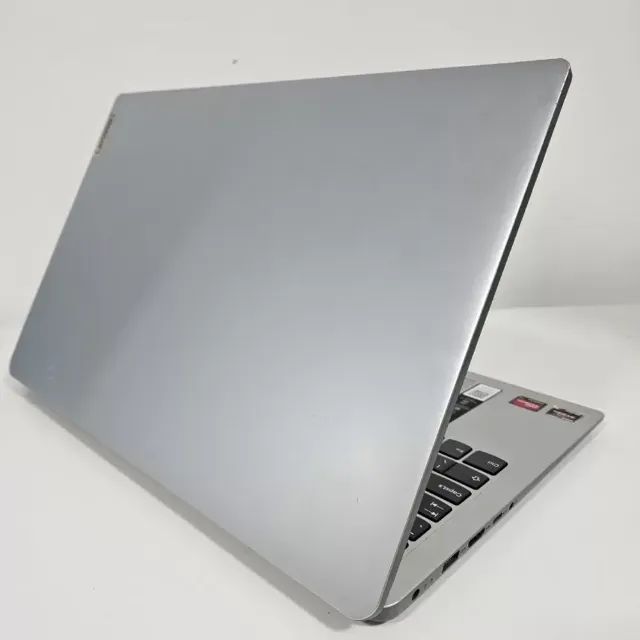 Notebook Lenovo Ryzen 3 7320U - 4Gb Ram - SSD - Foto 4