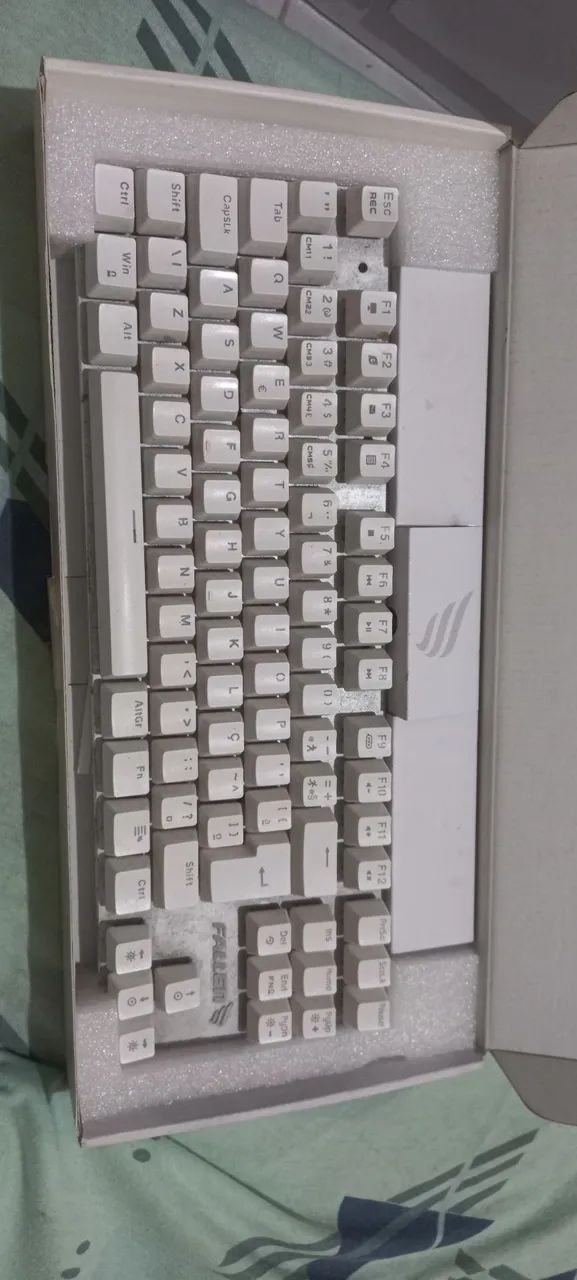 Teclado ace TOURNAMENT 