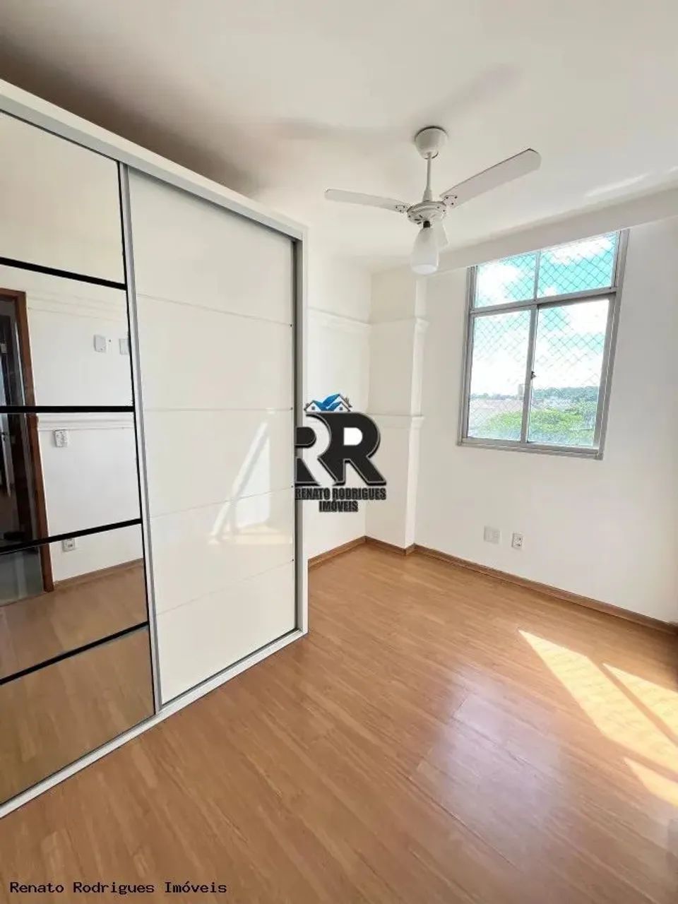 Apartamento para Venda em Vitória, Jardim Camburi, 3 dormitórios, 1 suíte, 2 banheiros, 1  - Foto 2