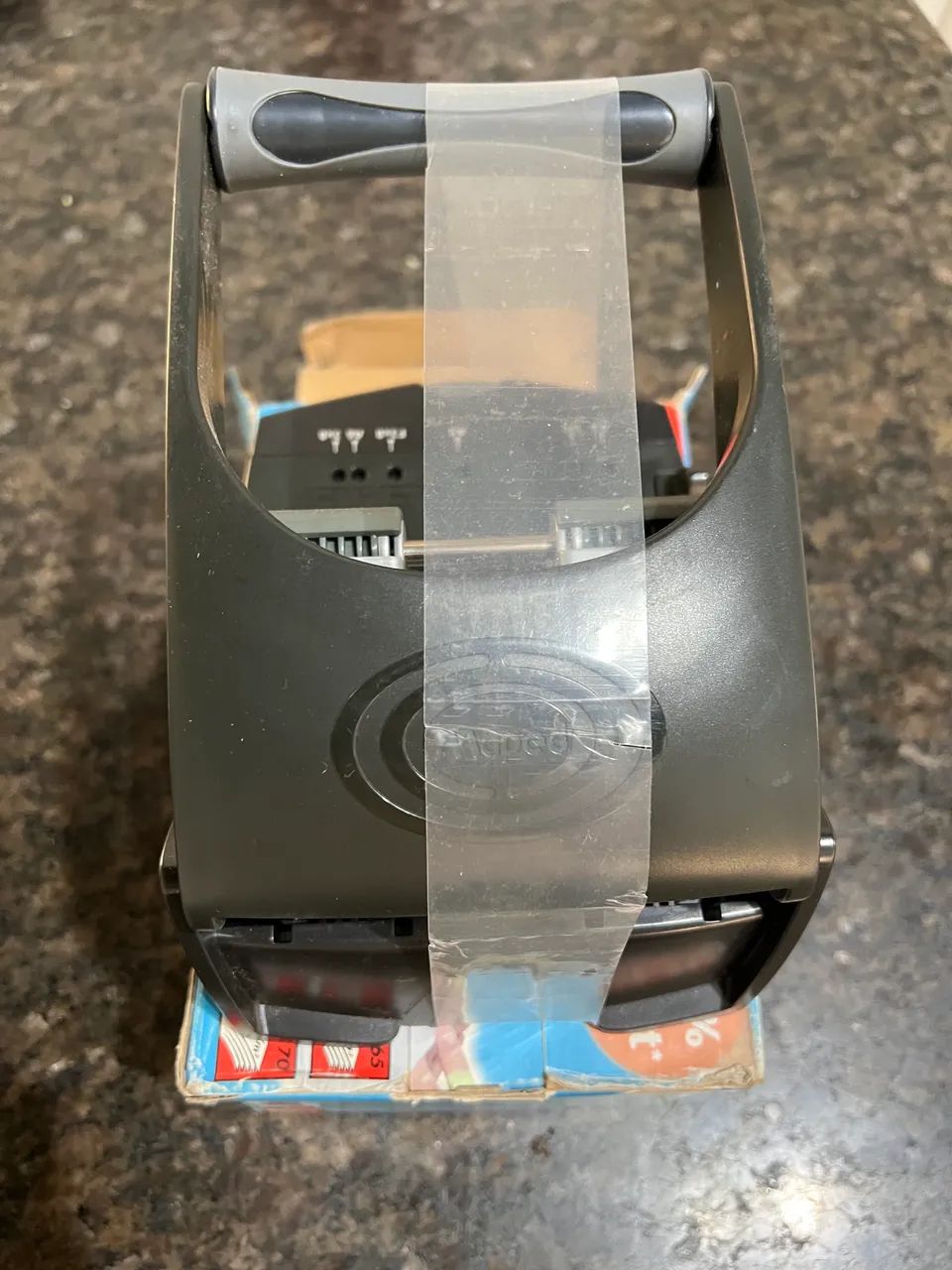 Perfurador Maped Easy 70 folhas Novo na caixa - Foto 2