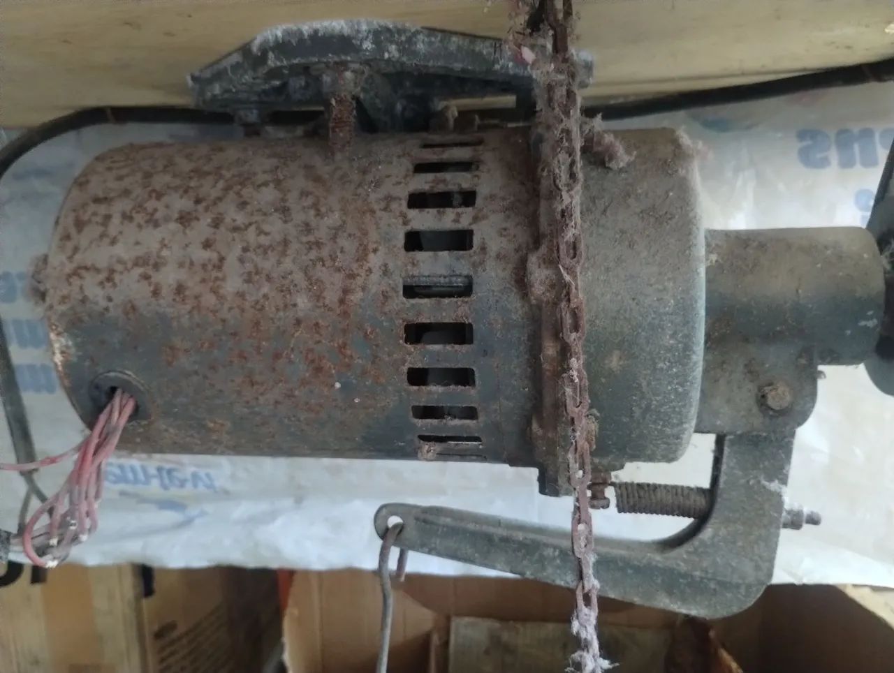 Marquinha de costura overloque em bom estado  - Foto 6