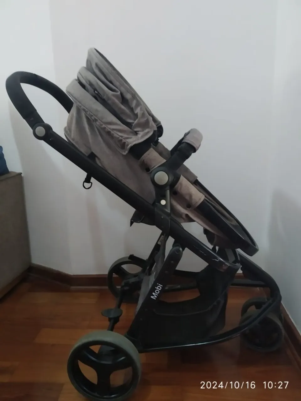 Carrinho de Bebê Marca Mobi