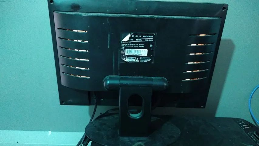 Monitor Cce Wide Lwi-145 Lcd 14 Preto - Foto 2
