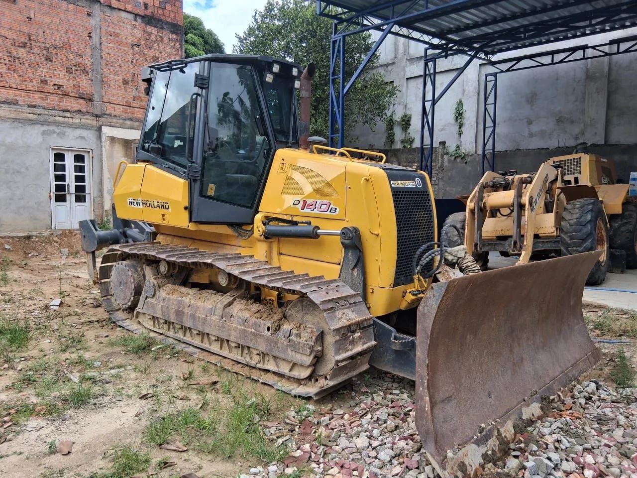 Trator de Esteira New Holland D140B  2015 - Foto 2