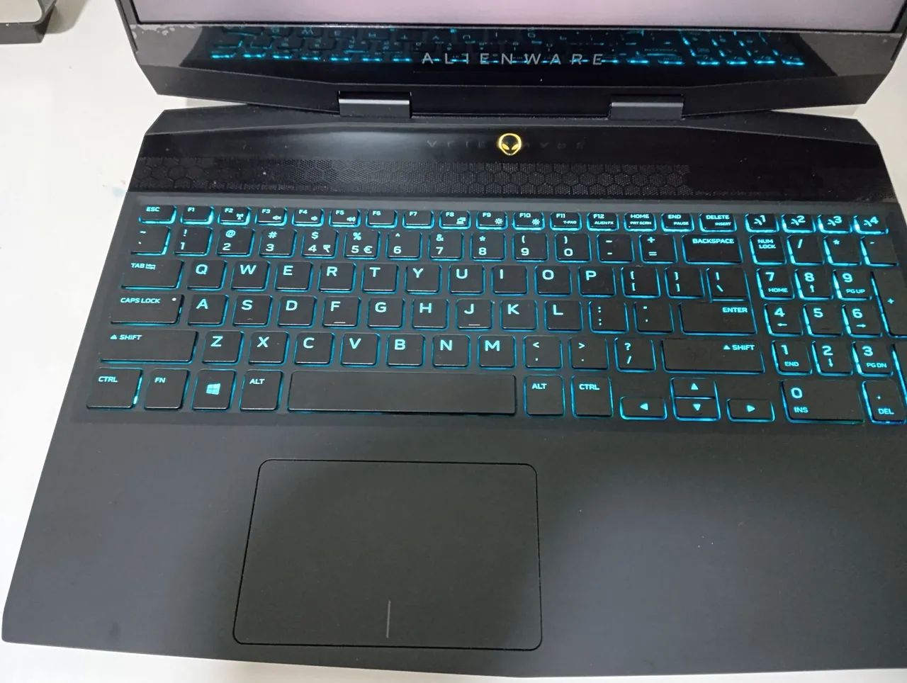 Dell Alienware m15 - Foto 4
